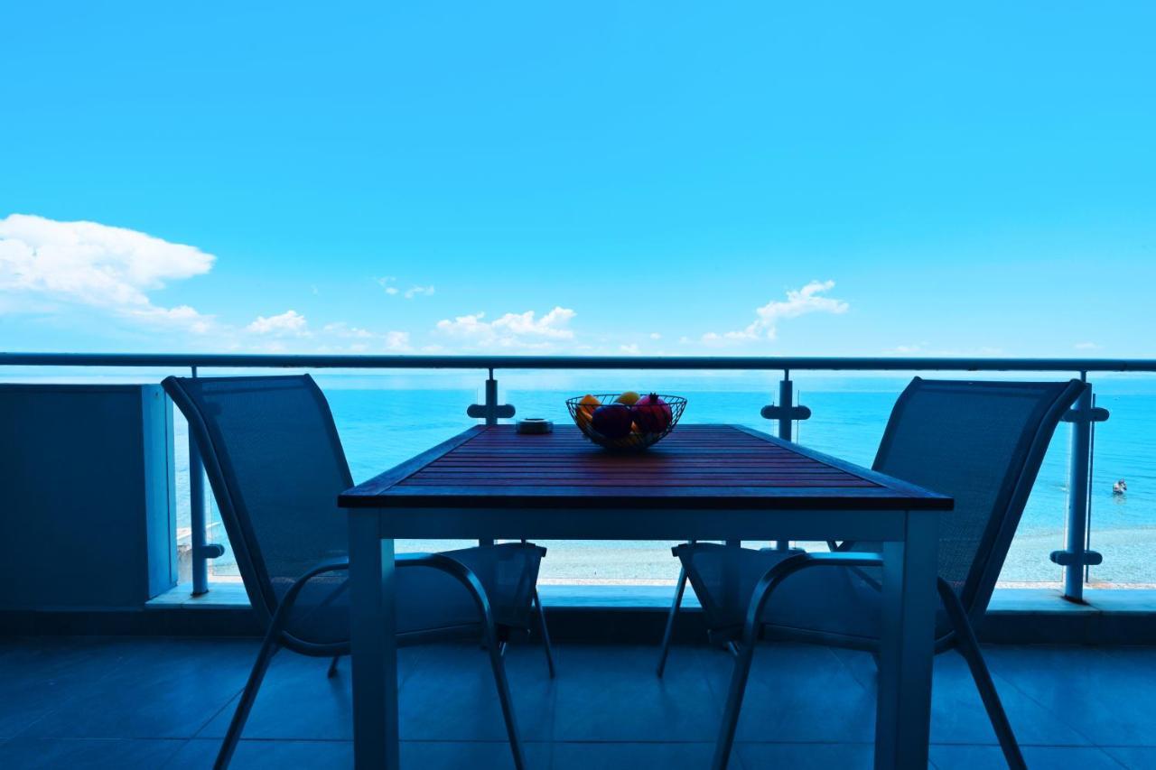 New Times Seafront Hotel Apartments Melissi Melíssion Esterno foto