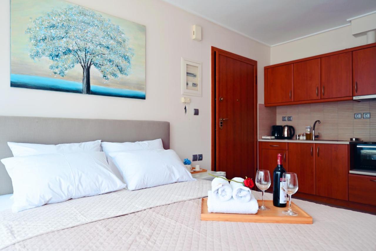 New Times Seafront Hotel Apartments Melissi Melíssion Esterno foto
